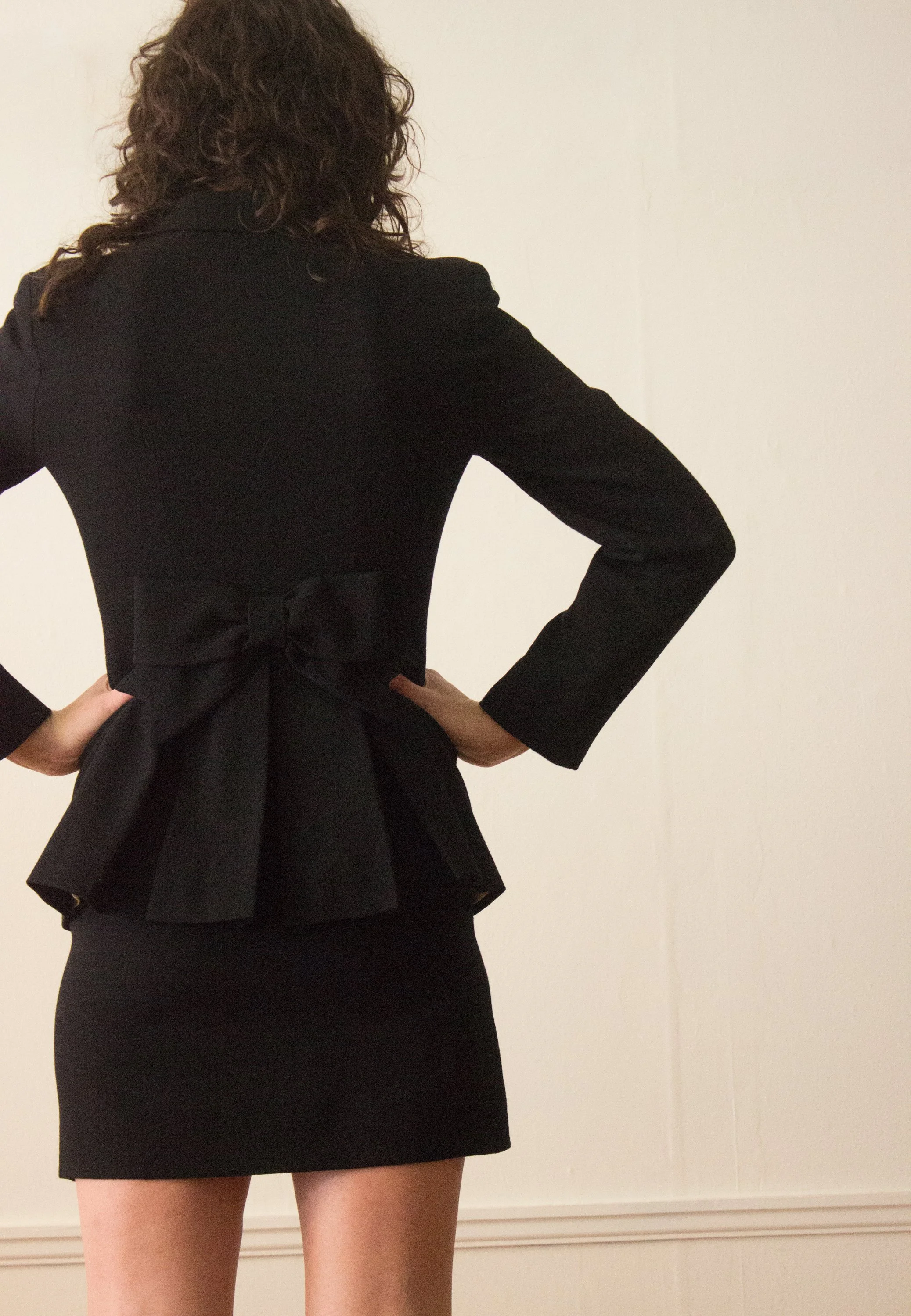 スカート MOSCHINO COUTURE Woman Skirt Black 01305519 1555 1990s Moschino Cheap & Chic Wool Crepe Mini Skirt Suit